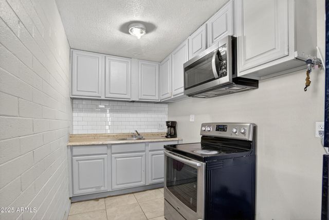 624 E Roosevelt Avenue, Buckeye, AZ 85326