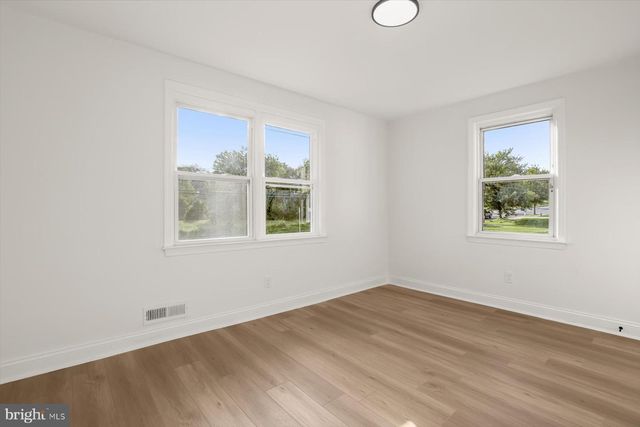 6521 RIDGE RD, Baltimore, MD 21237