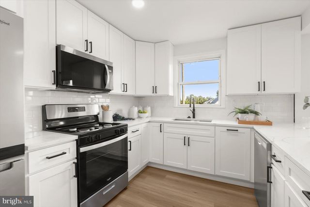 6521 RIDGE RD, Baltimore, MD 21237