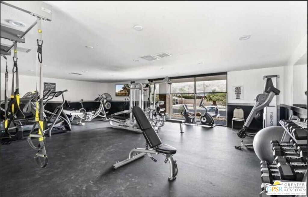 Image 25 of property listing at 345 San Domingo Drive, Palm Springs, CA 92264