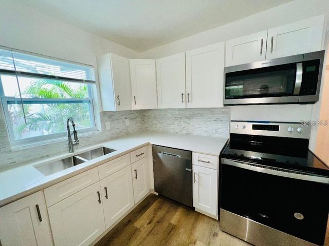 1247 DAVIS ROAD, Dunedin, FL 34698