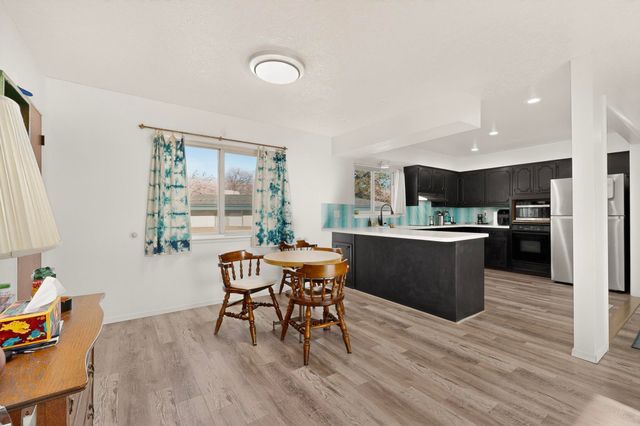 9101 Las Camas Road NE, Albuquerque, NM 87111