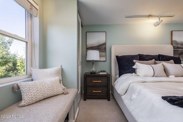 2491 S Alden Street, Salt Lake City, UT 84106