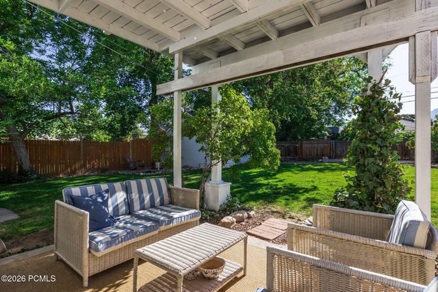 2491 S Alden Street, Salt Lake City, UT 84106