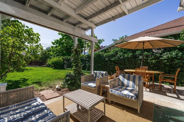 2491 S Alden Street, Salt Lake City, UT 84106