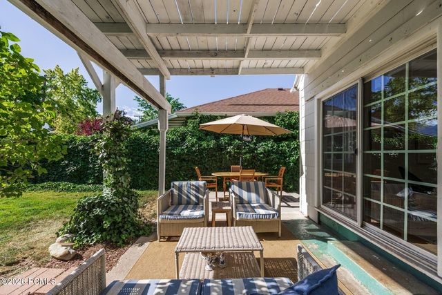 2491 S Alden Street, Salt Lake City, UT 84106