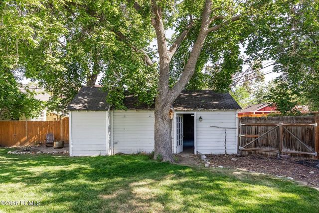 2491 S Alden Street, Salt Lake City, UT 84106