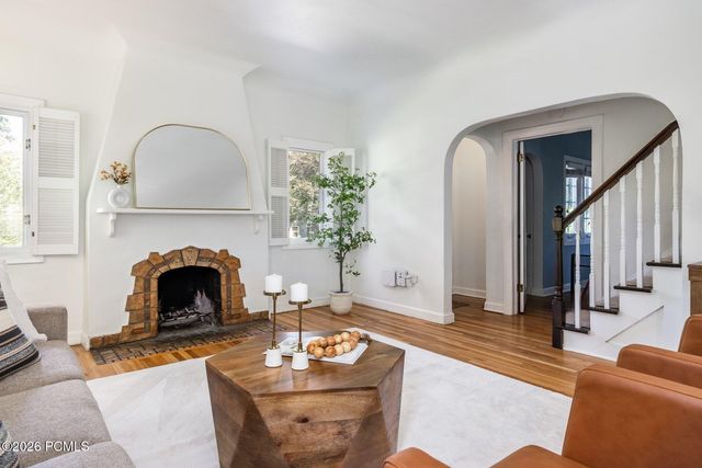 2491 S Alden Street, Salt Lake City, UT 84106