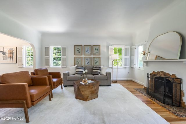 2491 S Alden Street, Salt Lake City, UT 84106