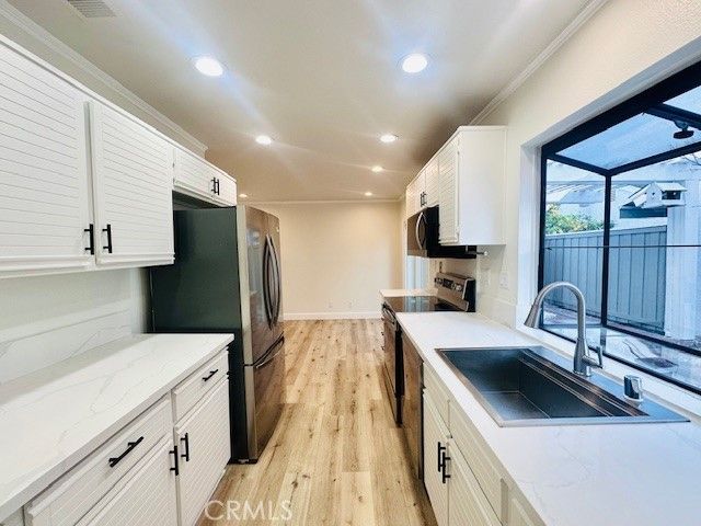 12 Amberleaf, Irvine, CA 92614