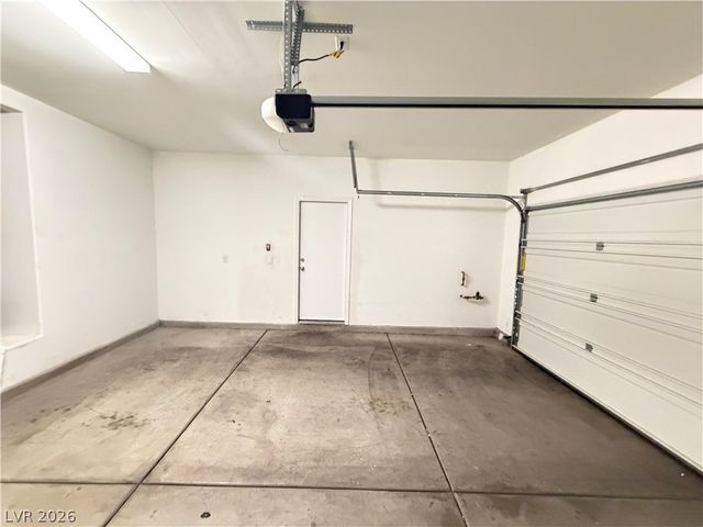 6070 Forest Archer Place, Las Vegas, NV 89122