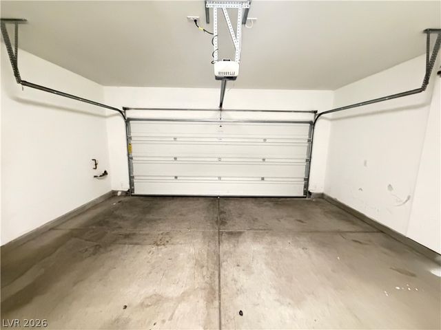 6070 Forest Archer Place, Las Vegas, NV 89122