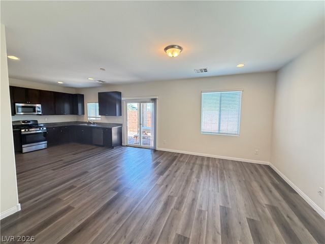 6070 Forest Archer Place, Las Vegas, NV 89122