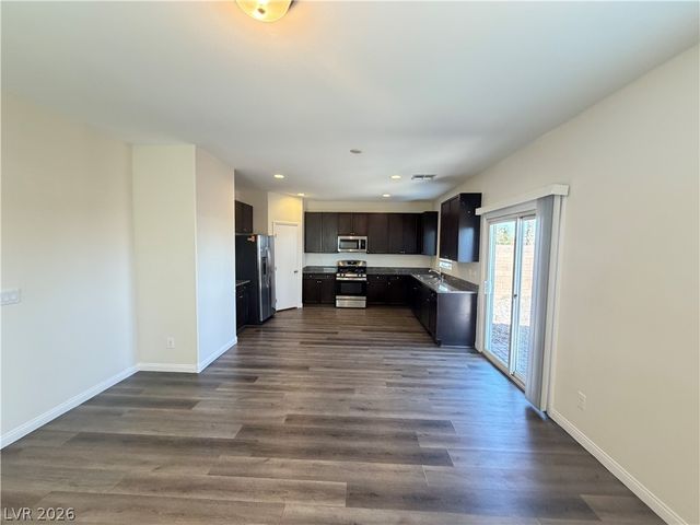 6070 Forest Archer Place, Las Vegas, NV 89122