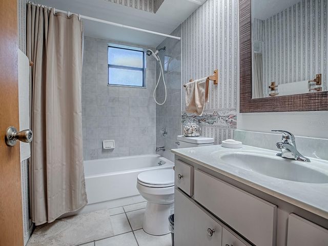 12534 WEDGEFIELD DRIVE, Grand Island, FL 32735