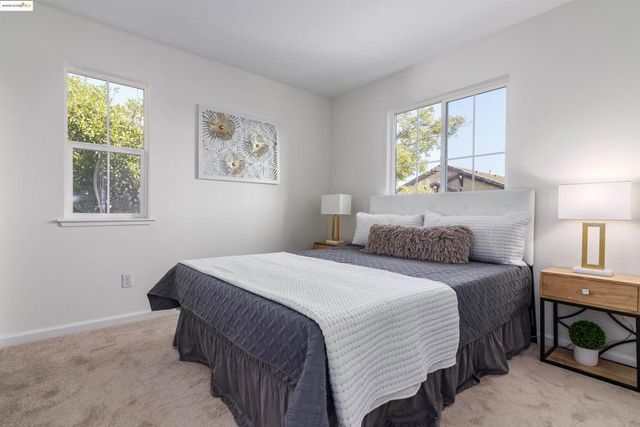 411 Canyon Ct, Vallejo, CA 94591