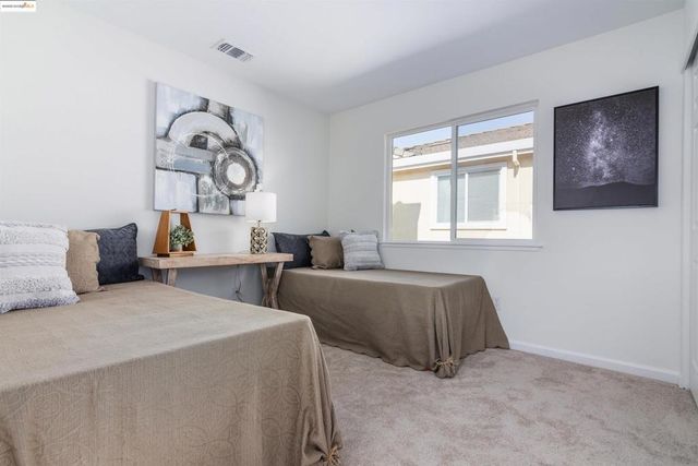 411 Canyon Ct, Vallejo, CA 94591