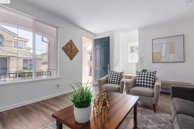 411 Canyon Ct, Vallejo, CA 94591