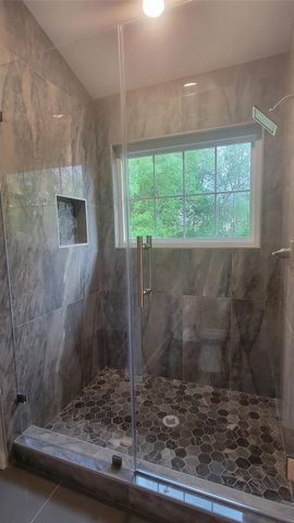 16911 Elmwood Glen Court, Houston, TX 77095