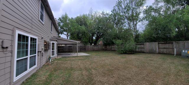 16911 Elmwood Glen Court, Houston, TX 77095