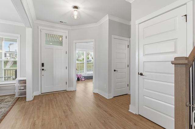 558 Snap Dragon Lane, Hendersonville, TN 37075