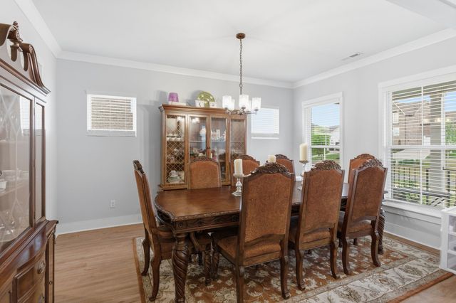 558 Snap Dragon Lane, Hendersonville, TN 37075