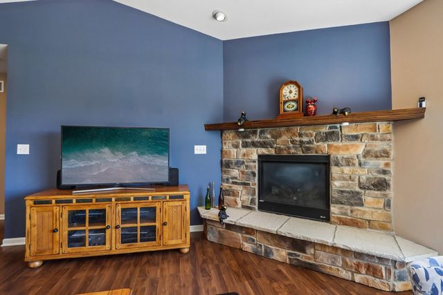 347 Homestead Drive, Twin Lakes, WI 53181