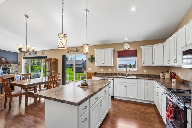 347 Homestead Drive, Twin Lakes, WI 53181