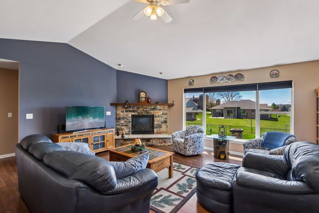 347 Homestead Drive, Twin Lakes, WI 53181