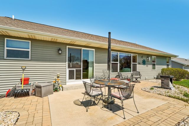 347 Homestead Drive, Twin Lakes, WI 53181