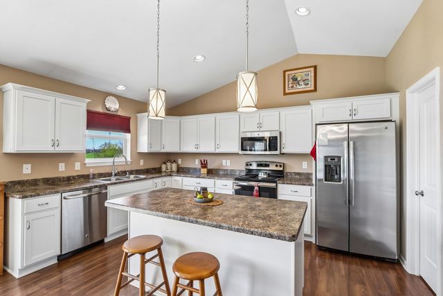 347 Homestead Drive, Twin Lakes, WI 53181