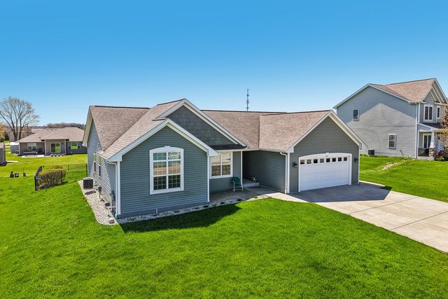 347 Homestead Drive, Twin Lakes, WI 53181