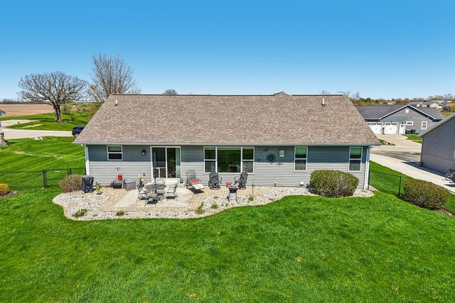 347 Homestead Drive, Twin Lakes, WI 53181