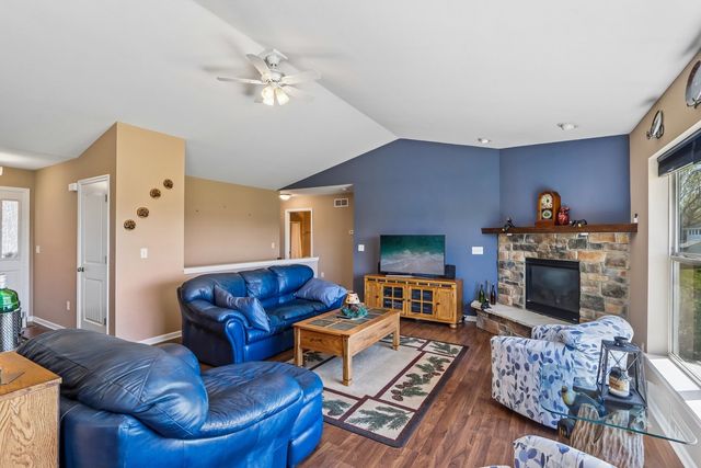 347 Homestead Drive, Twin Lakes, WI 53181