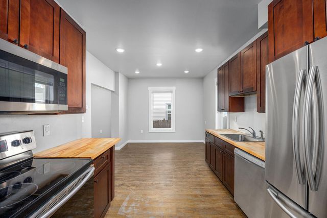 1021 Sherman Street, Grand Rapids, MI 49506