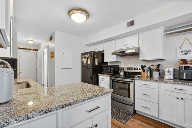 50 Deer Run Drive, Milton, NY 12020