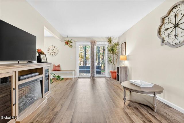 50 Deer Run Drive, Milton, NY 12020