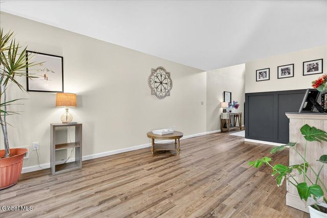 50 Deer Run Drive, Milton, NY 12020