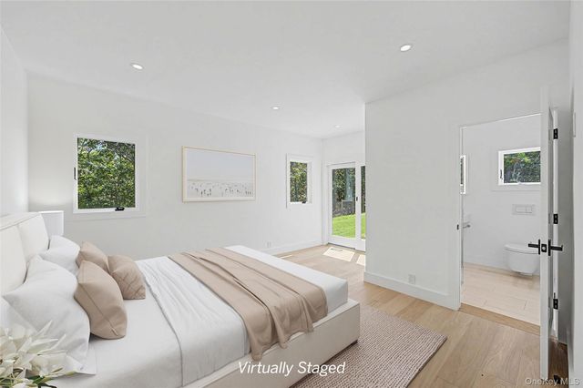 5 Bark Court, Wainscott, NY 11975