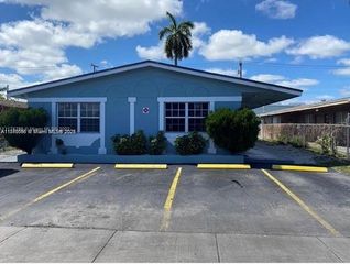 725 NW 4th Ave 3, Fort Lauderdale, FL 33311