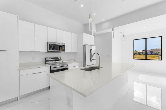 4202 NW 33rd Street, Cape Coral, FL 33993