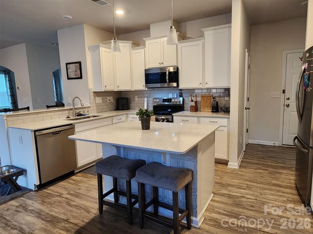16819 Cozy Cove Road, Charlotte, NC 28278