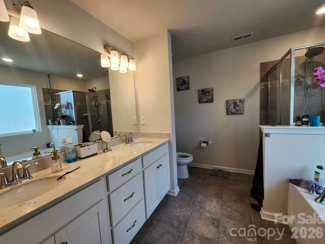 16819 Cozy Cove Road, Charlotte, NC 28278