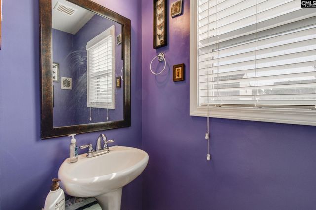 649 Deertrack Run, Lexington, SC 29073