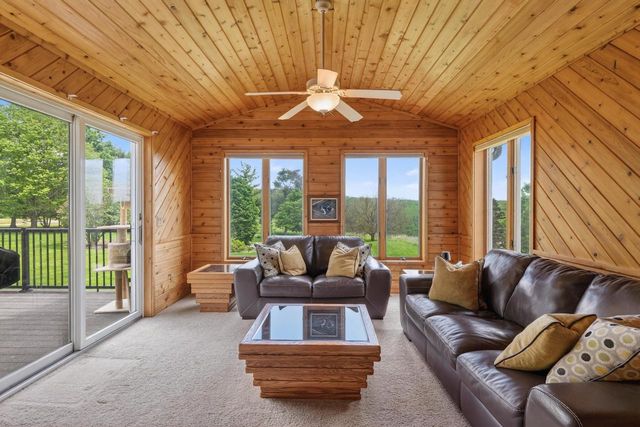 3576 Timber Lane, Cross Plains, WI 53528
