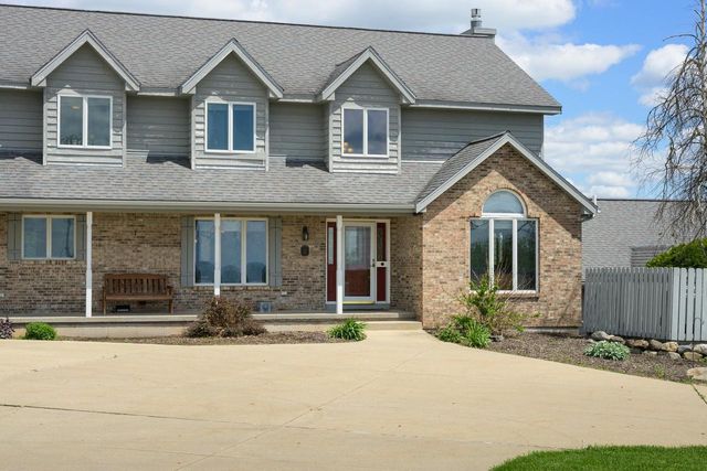3576 Timber Lane, Cross Plains, WI 53528
