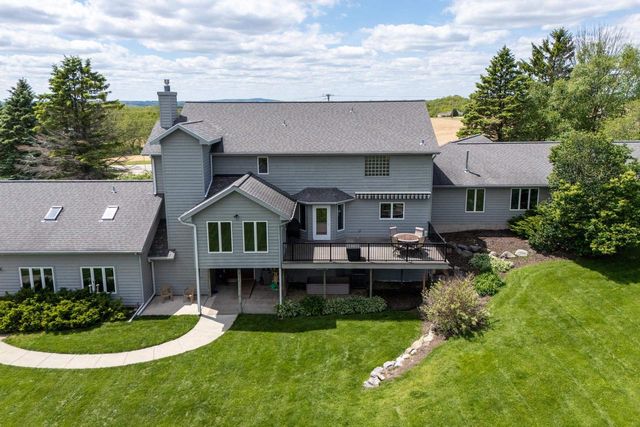 3576 Timber Lane, Cross Plains, WI 53528