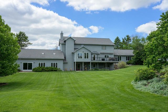 3576 Timber Lane, Cross Plains, WI 53528