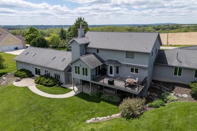 3576 Timber Lane, Cross Plains, WI 53528