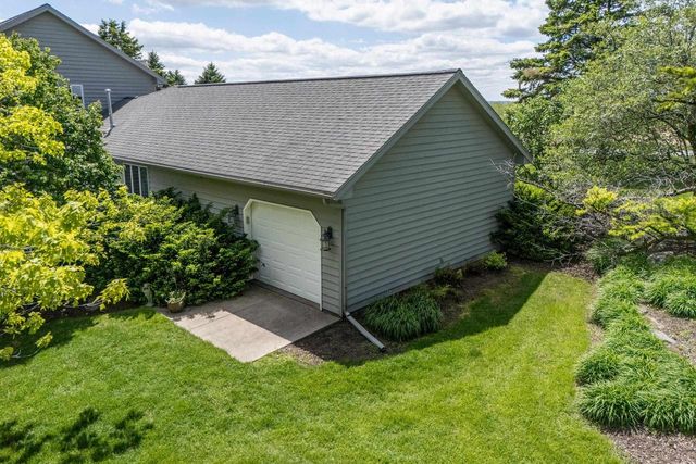 3576 Timber Lane, Cross Plains, WI 53528